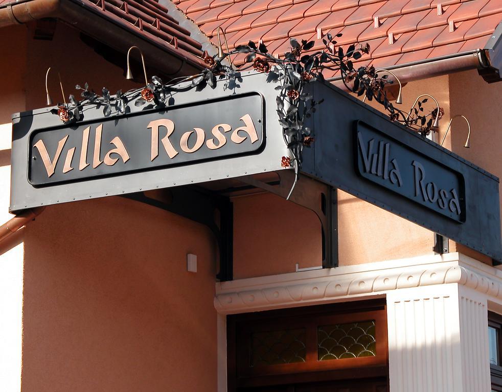Villa Rosa Dunajská Streda Exteriör bild